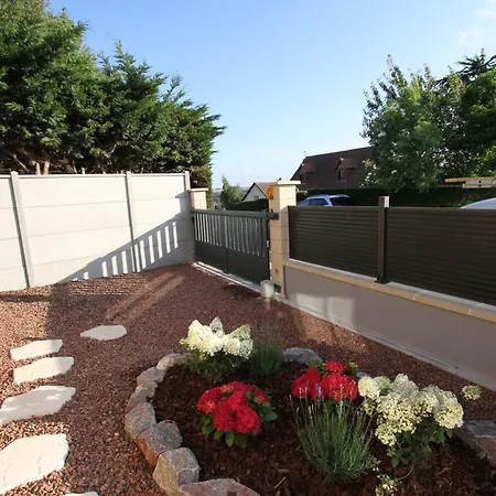 Vakantiehuis La Crieloise 4* *